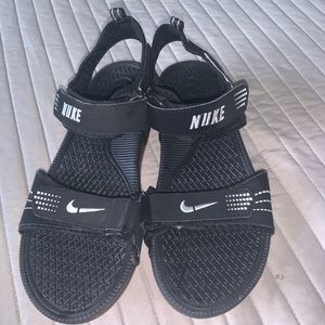 Sandals Nike since 1946